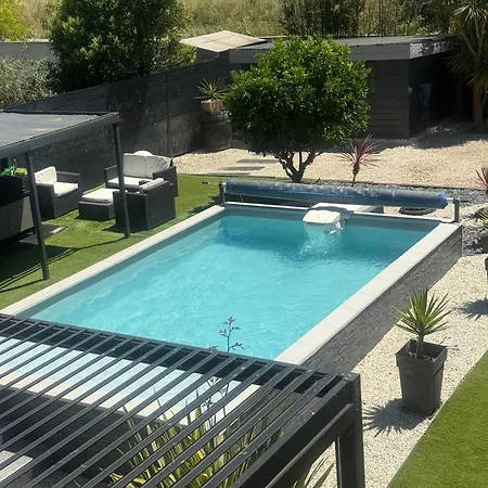 De Standing Avec Piscine Et Climatisation